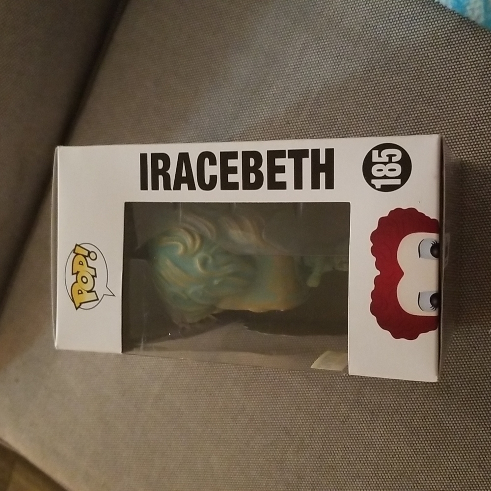 Iracebeth *HOT TOPIC EXCLUSIVE* Funko Pop - Picture 2 of 6